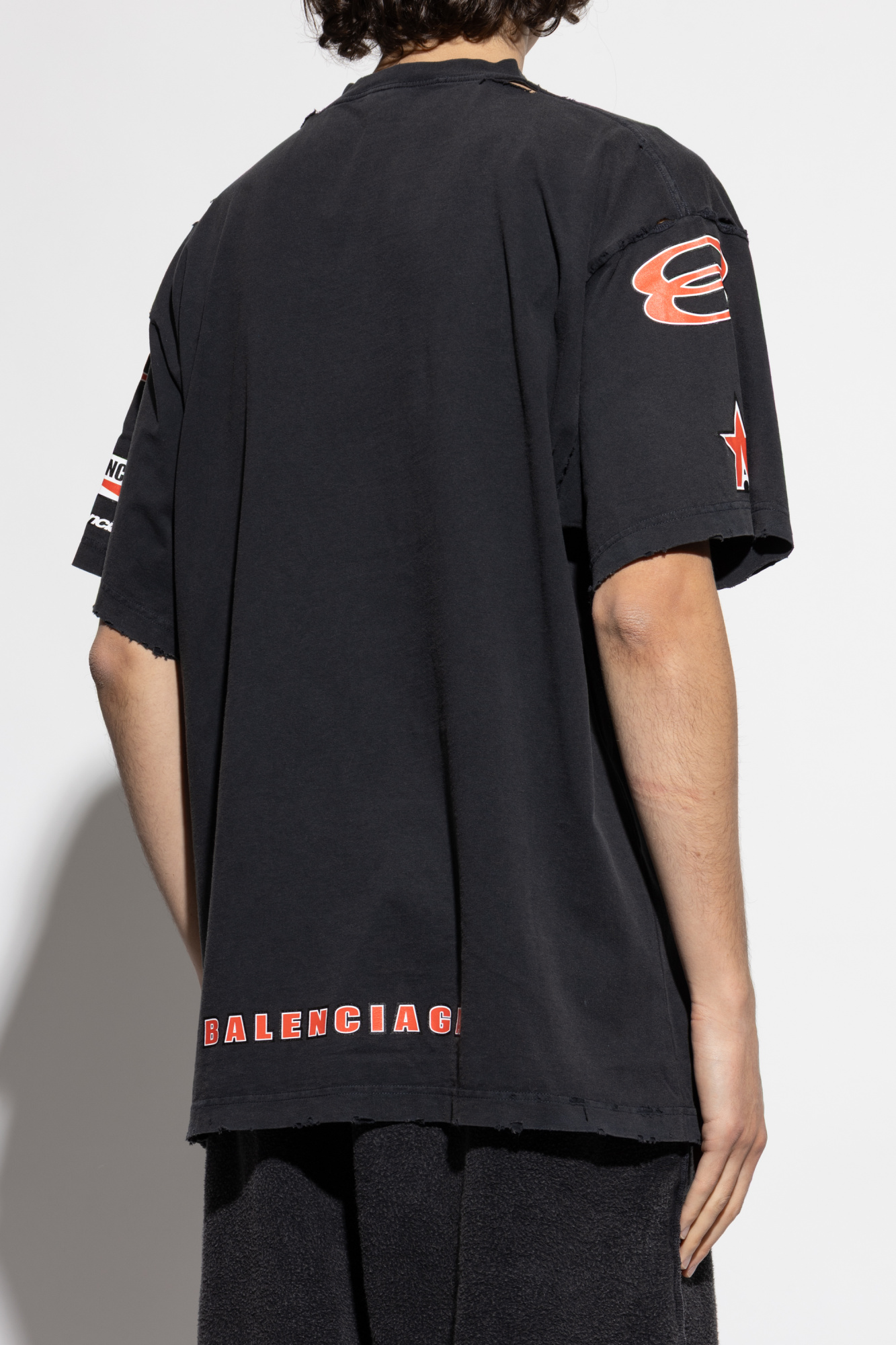 【関税＆送料込み】Balenciaga T-Shirt With V-Neckline 0400018083379_BLACK?wid=600&